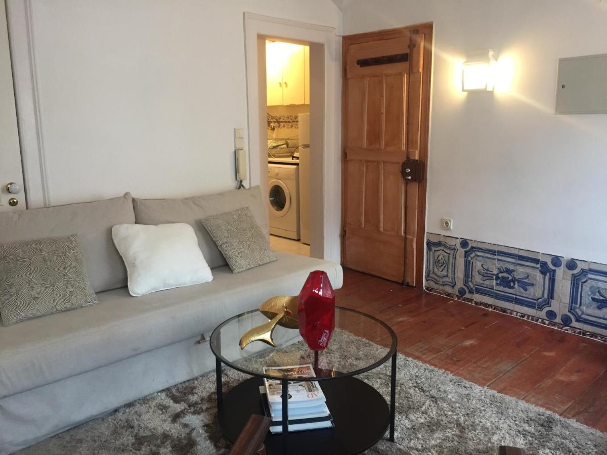 Romantic Apartment + Tejo River View Лиссабон Экстерьер фото